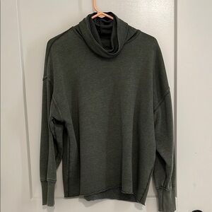 Aerie Cozy Green Turtleneck Sweater